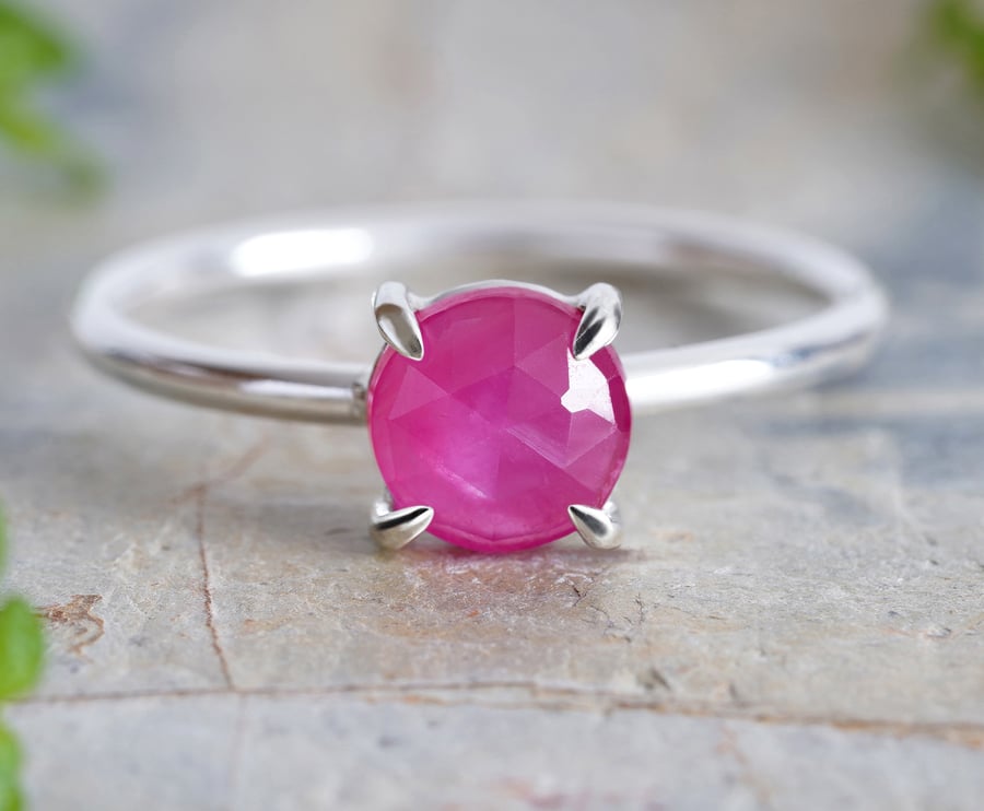 Pink 6mm Sapphire Ring
