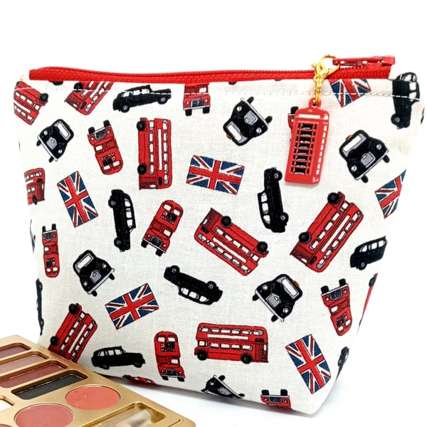 London Buses and Taxis make up bag 113LF
