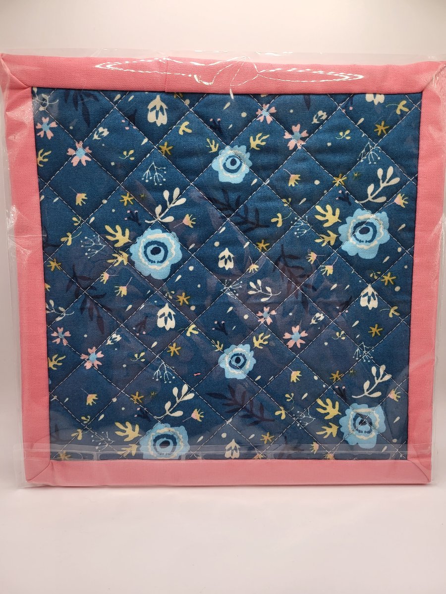 Handmade Padded and Quilted Heat Resistant Pot Holder