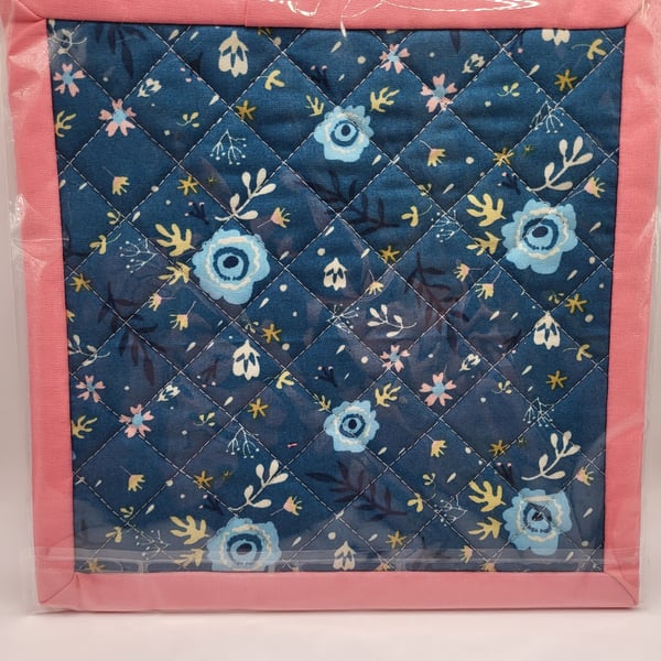 Handmade Padded and Quilted Heat Resistant Pot Holder