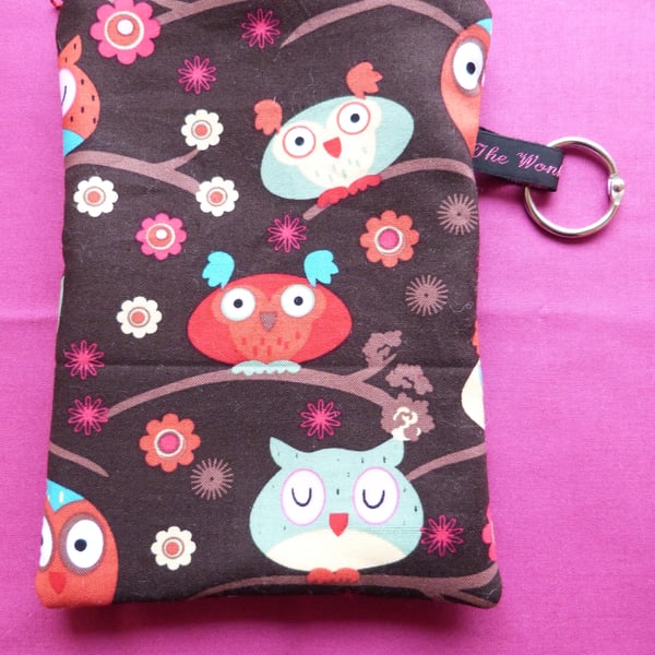 Handmade Owls on Brown e-Reader case