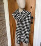 Harris Tweed Checked Scarf, 200 cm length x 36 cm width - Image 4