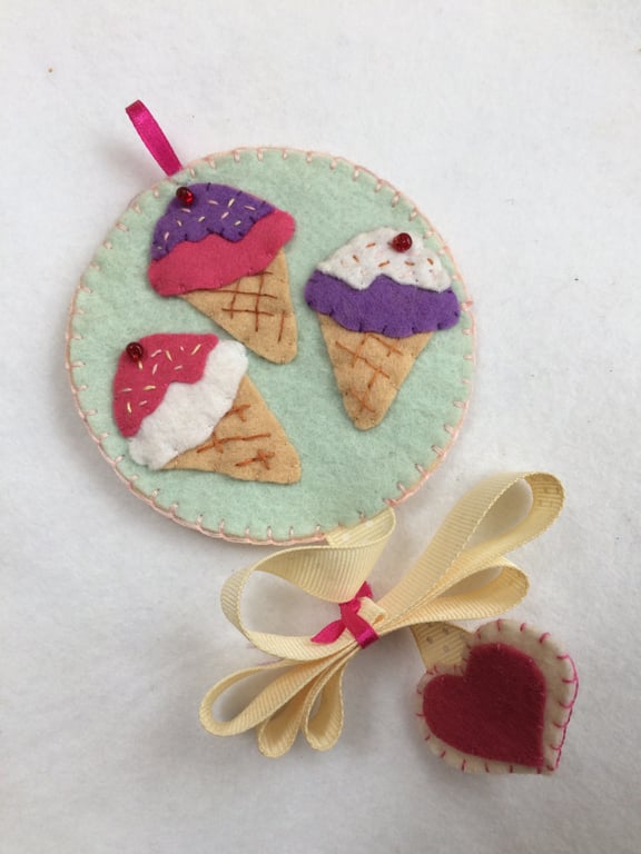 Icecream Hairclip Holder