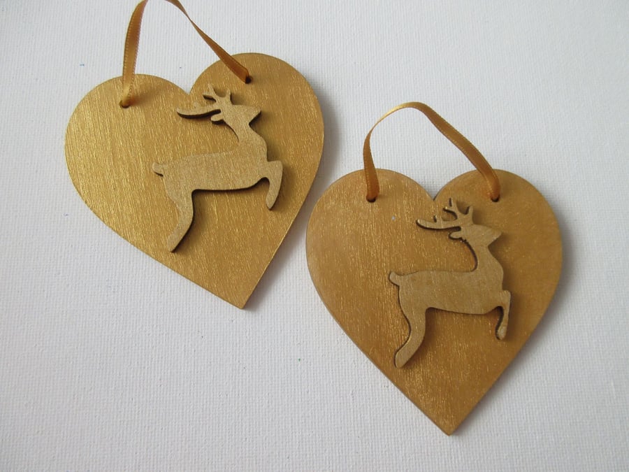 Christmas Hanging Tree Decoration Gold Reindeer Deer Stag on Heart x 2