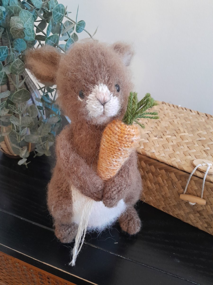 Knitted Rabbit, dotpebblesknits design, Bunny Wabbit 