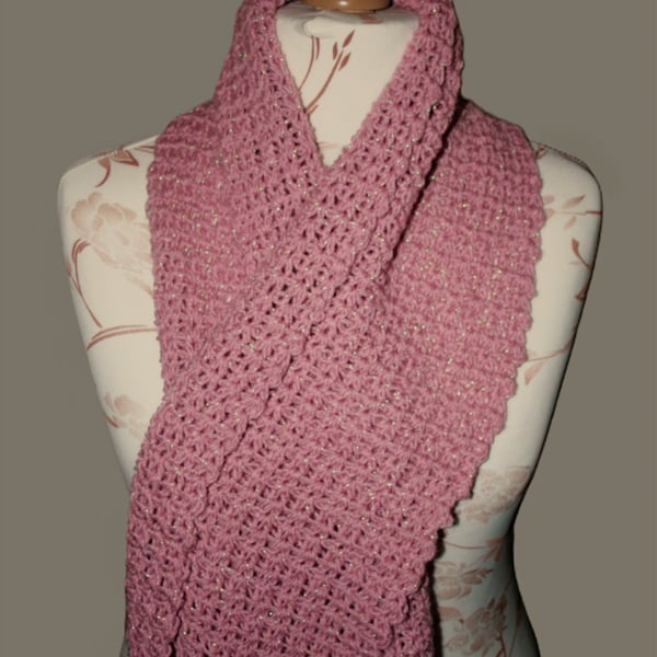 Pretty Crochet Scarf 
