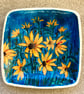 RUDBECKIA STONEWARE CERAMIC DISH - Image 4