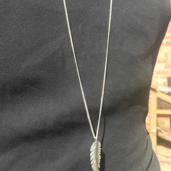 Long Feather Necklace 