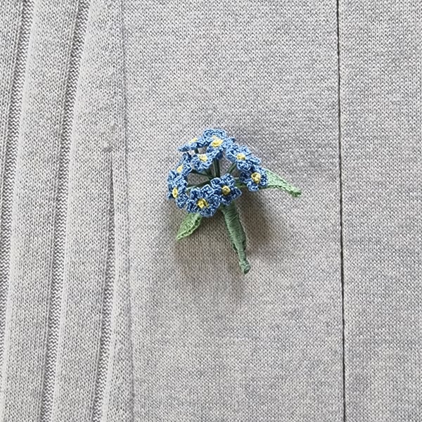 forget-me-not brooch