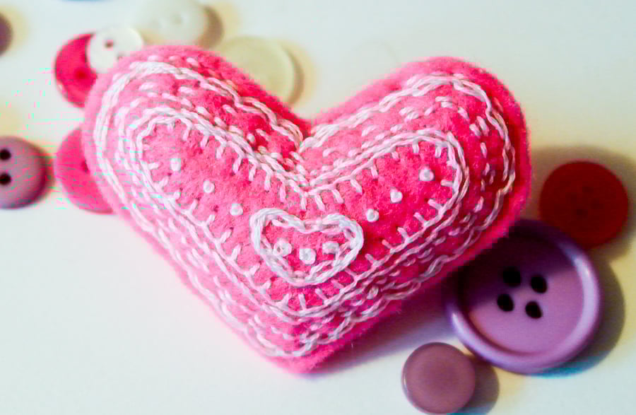 SecondsSunday Hand Sewn Felt Heart Brooch Pin, Valentine's Day, Birthday Gift