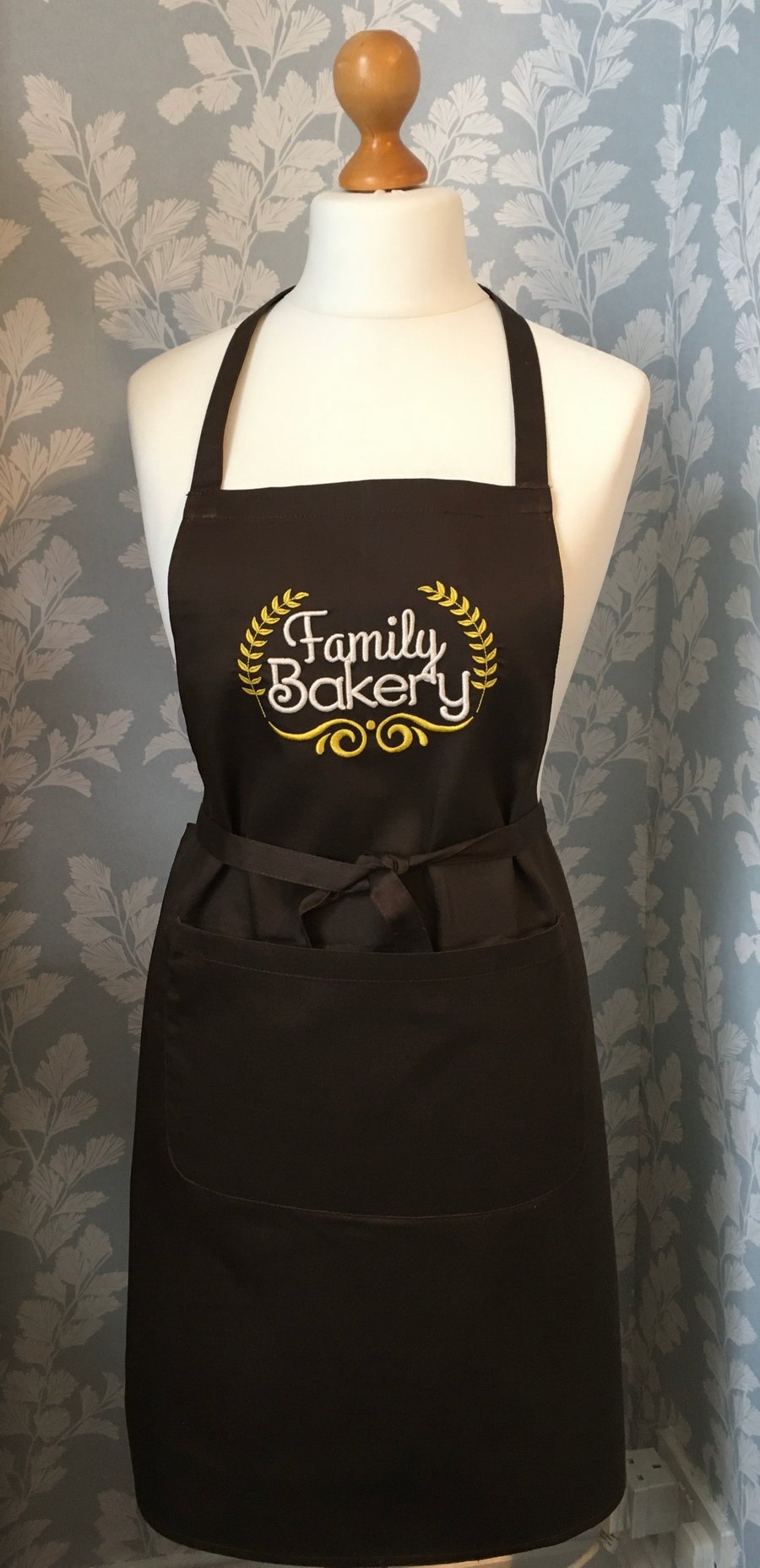 Apron embroidered - Family bakery 
