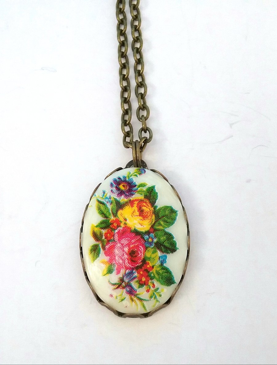 Floral Cameo Necklace.....