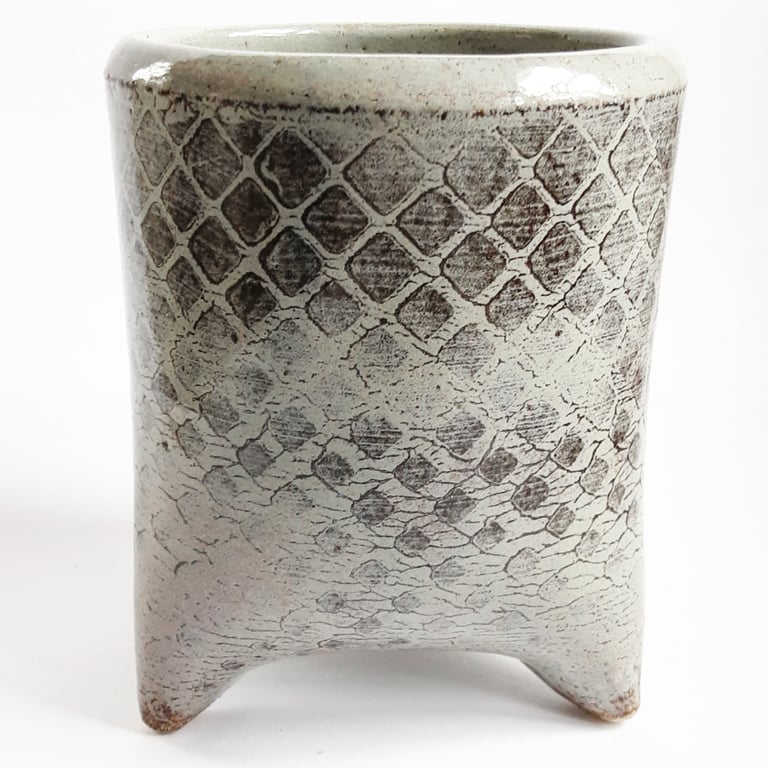 Three Legged Houseplant Holder 