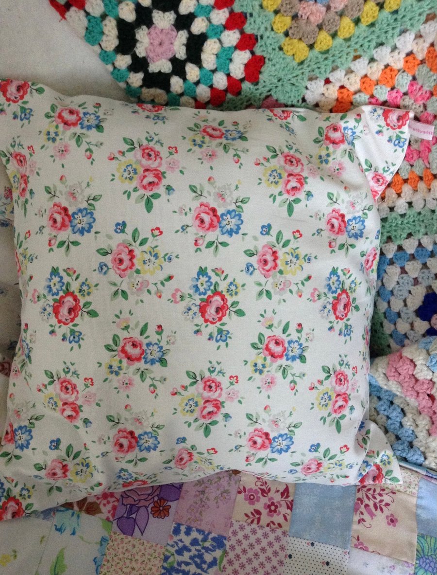 Cath kidston  Chelsea Rose design cotton  fabric cushion cover