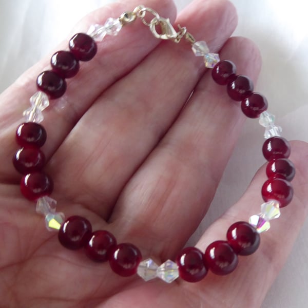 Add some sparkle to winter with this beautiful handmade Cranberry Bracelet