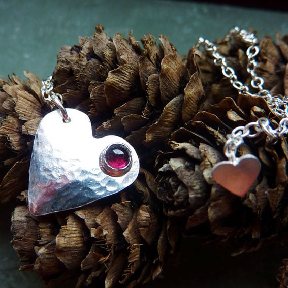Queen of Hearts tiny pendant with garnet