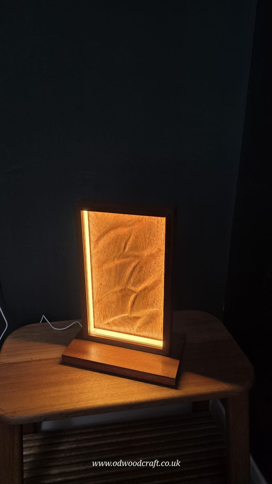 Handmade Wooden LED Lamp Oak Sapele Meranti Desk Light (USB Powered)