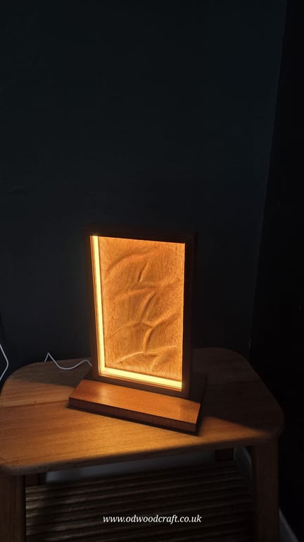 Handmade Wooden LED Lamp Oak Sapele Meranti Desk Light (USB Powered)