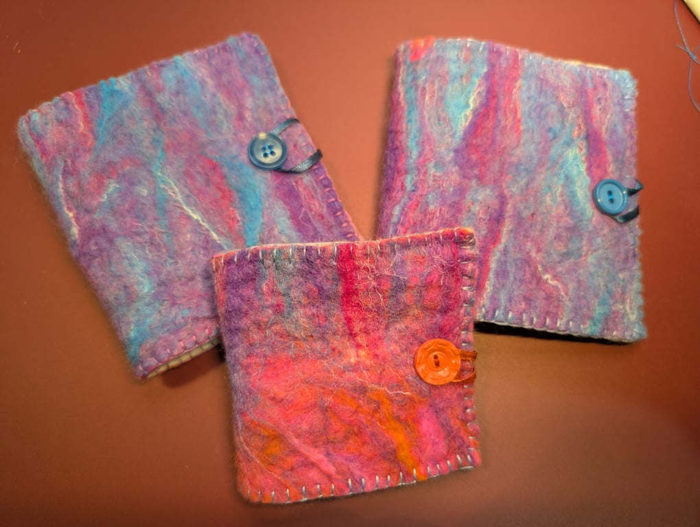 Hand felted needle case