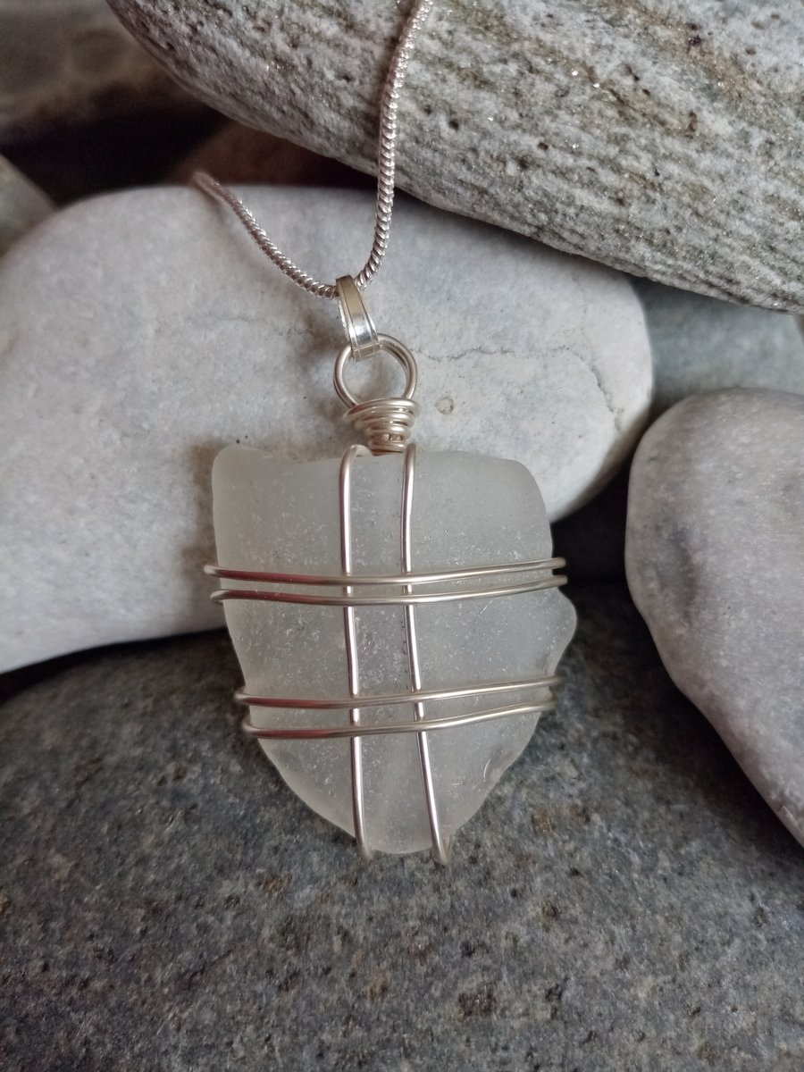 Wire-wrapped sea glass pendant 