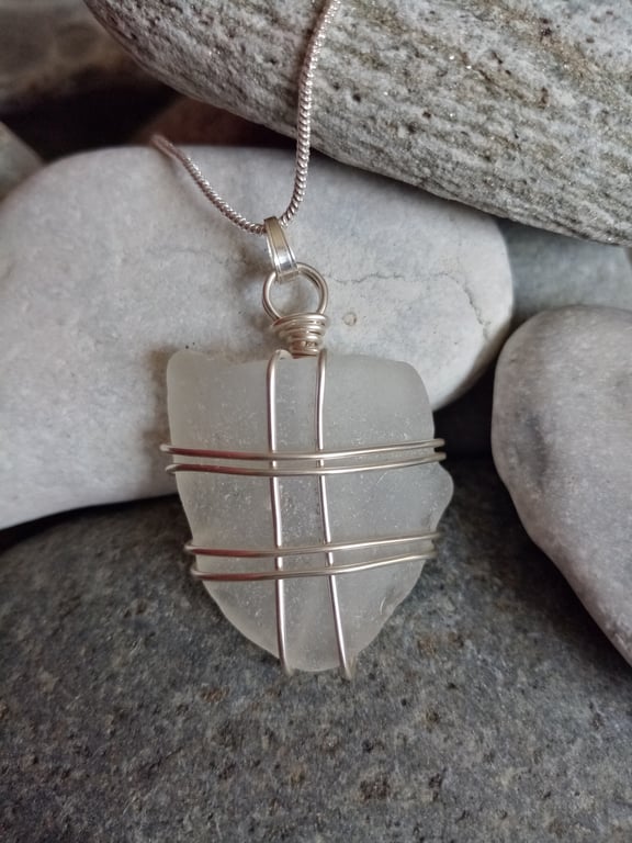 Wire-wrapped sea glass pendant 