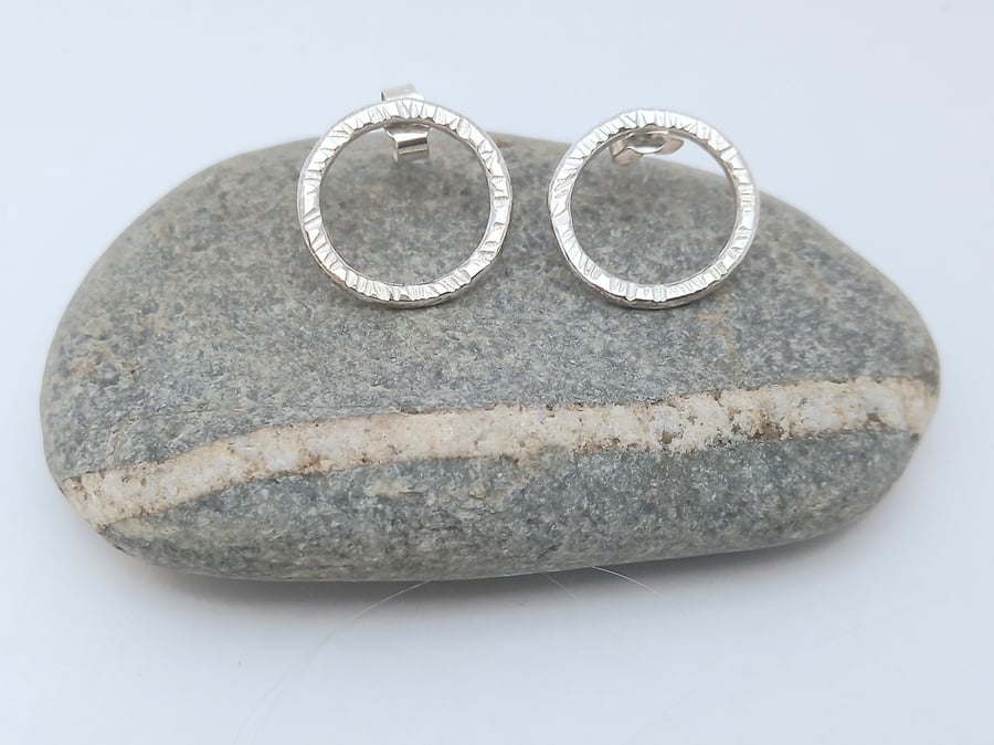 hammered silver circle studs
