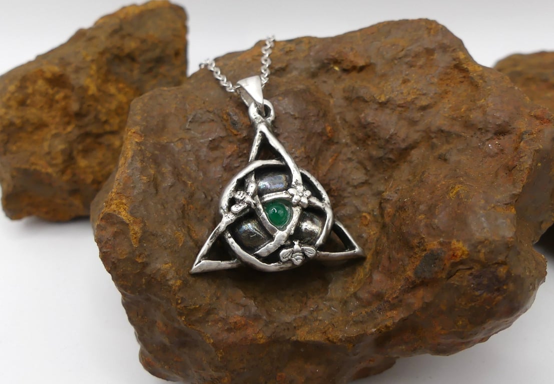 Sterling Silver Triquetra and Bees with Green Onyx Gemstone Pendant Necklace.