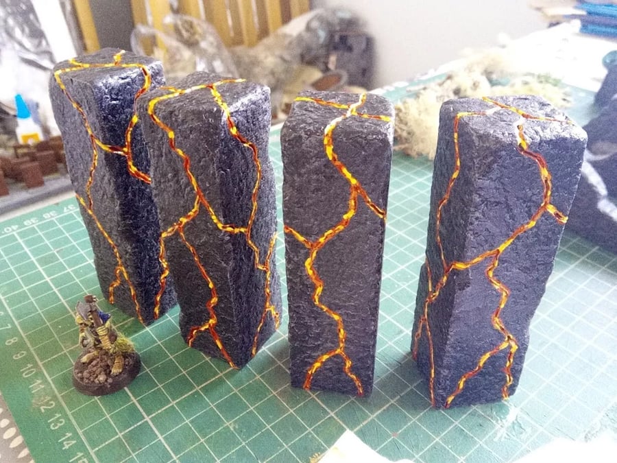Volcanic Lava Pillar Column Scatter Terrain 28mm 32mm DnD Warhammer 40K ttrpg