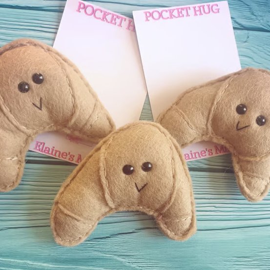 'Croissant' pocket hug & pocket hug card hand sewn in wool blend felt 