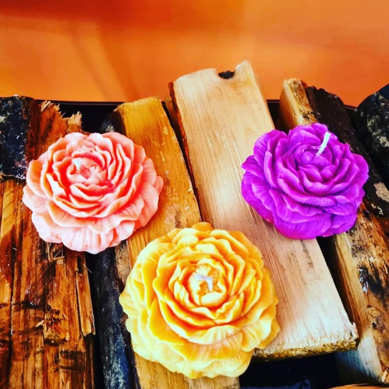 Mai woodCo deco candles