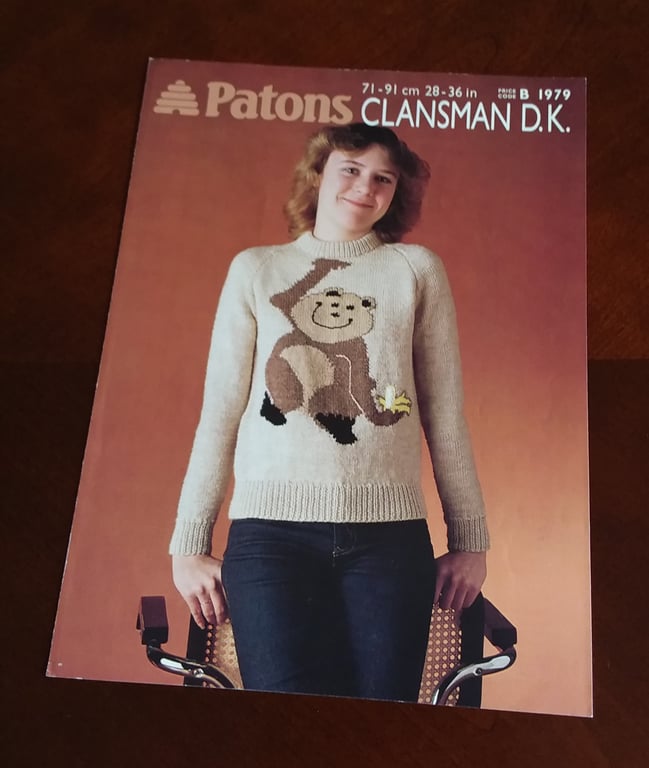 VINTAGE PATONS MONKEY SWEATER