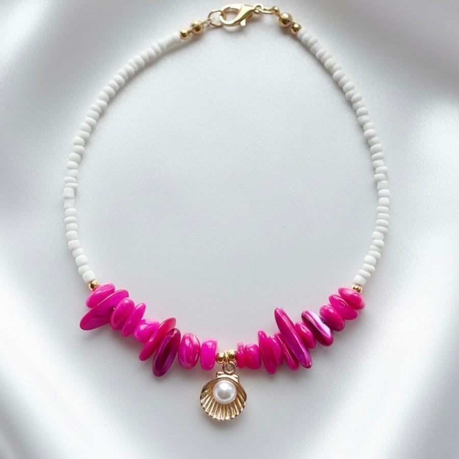 Handmade Fuschia Shell Chip Bead Anklet.