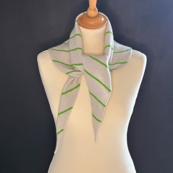 Triangle Scarf - Luscious Lime & Oatmeal