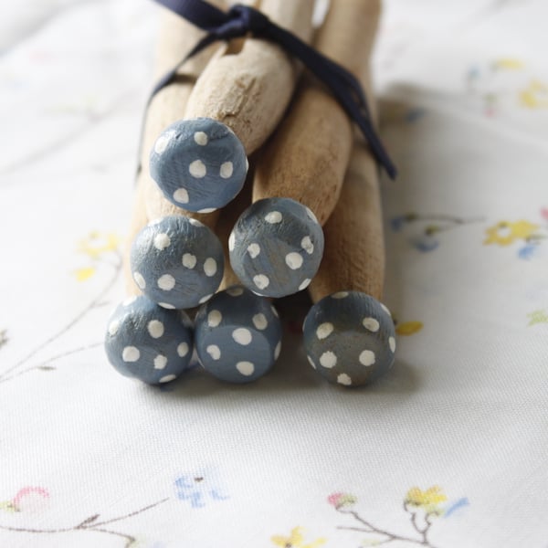 Spotty painted vintage dolly pegs - 6 - blue with white spots