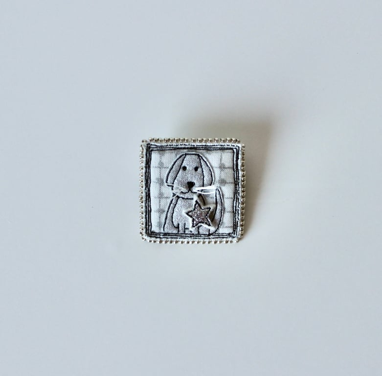 'Doggy 2' - Handmade Brooch
