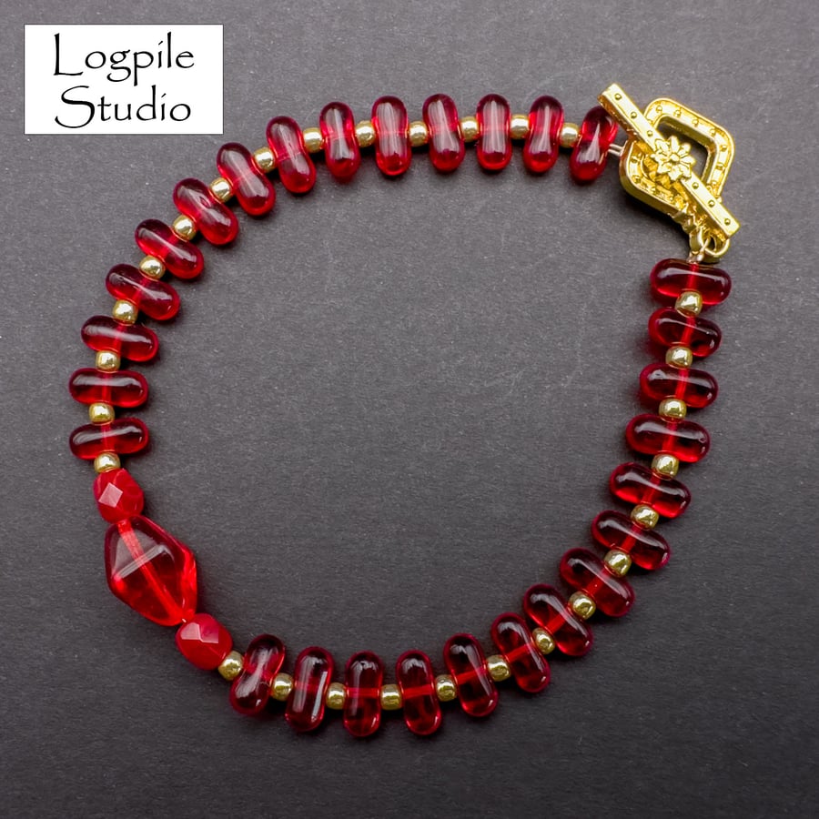 Beaded Bracelet Red and Gold