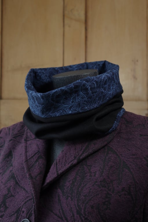 William Morris Snood Poppy