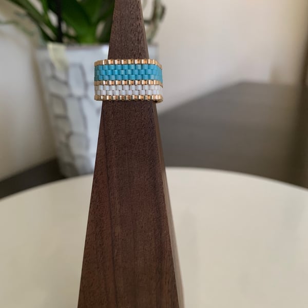 Colourful sky blue beaded ring