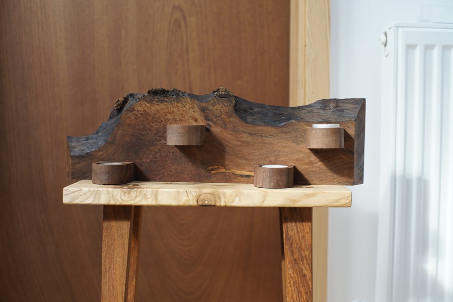 Plane tealight holder 