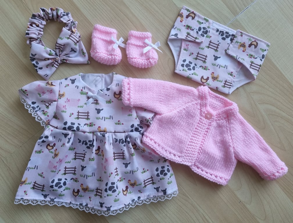 14 inch Dolls 5 piece Pink Farmyard set (85)