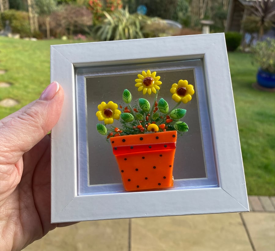 Gorgeous pot of sunflowers picture in fused glass 