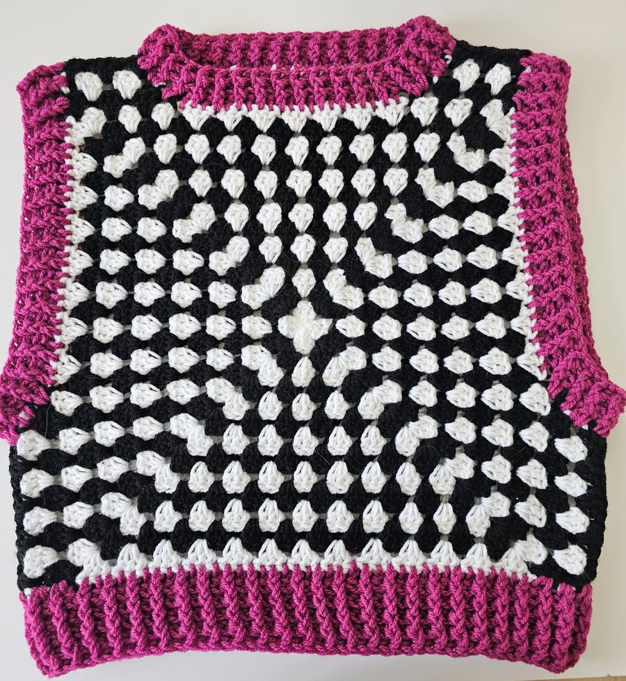 Adult crochet cropped sweater vest