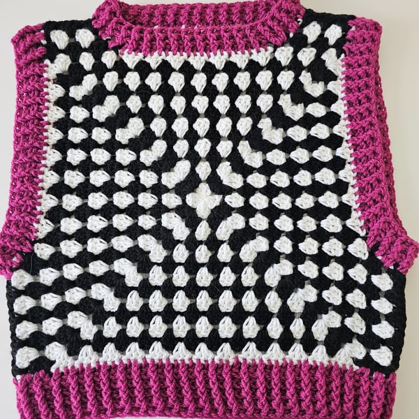 Adult crochet cropped sweater vest