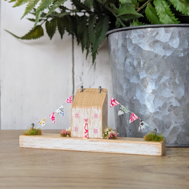 Personalised Gift - Handmade Tiny Oak Cottage Home Decor 
