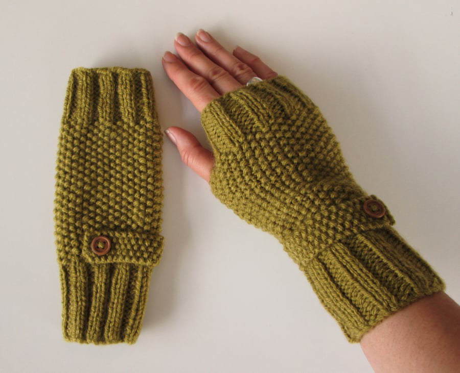 Fingerless Gloves in Olive Green Aran Wool 