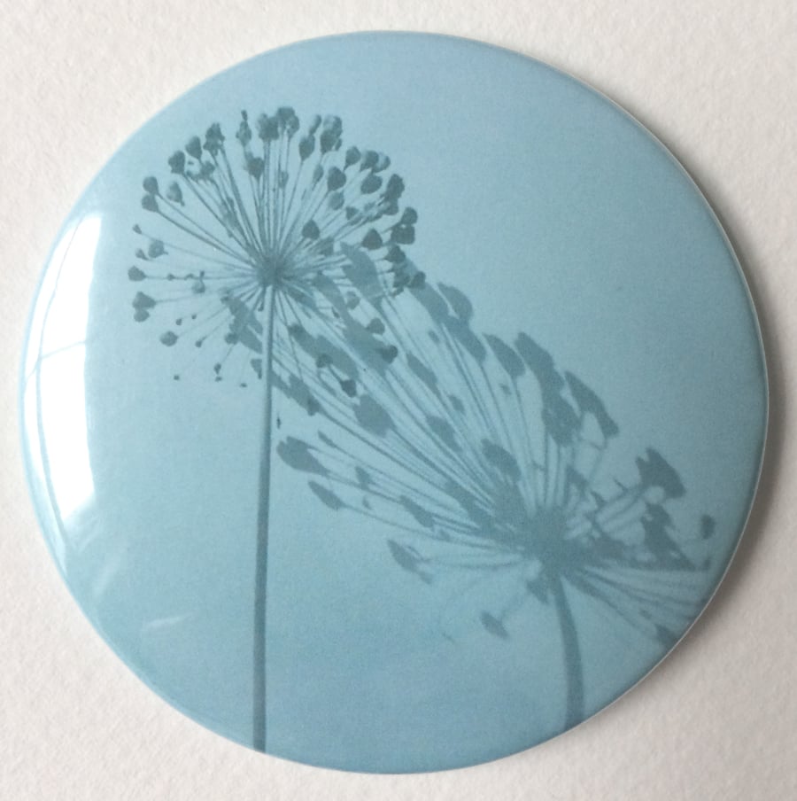 Allium pocket mirror