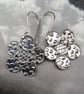 Daisy dangle earring - Image 2