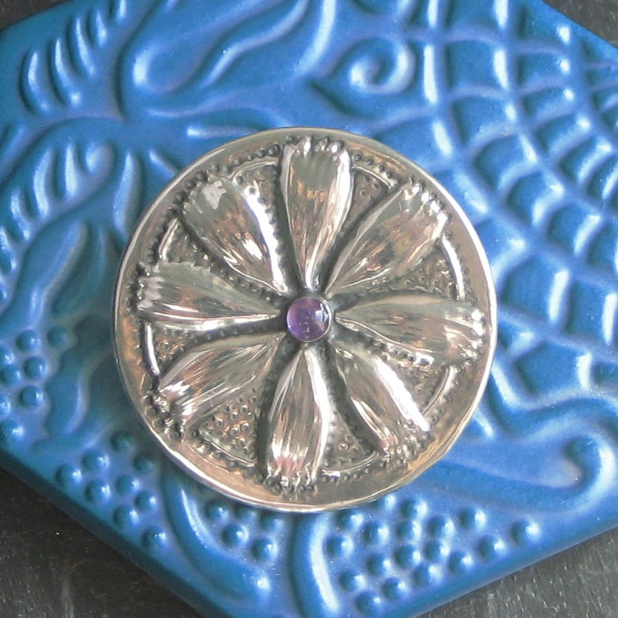 Amethyst Daisy Brooch in Silver Pewter, Genuine Amethyst Brooch, Handmade Gift