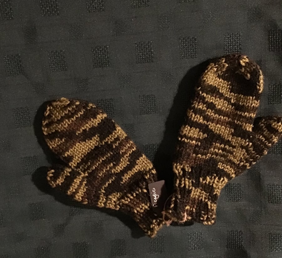 Camouflage Mittens Hand Knit Green Brown child 