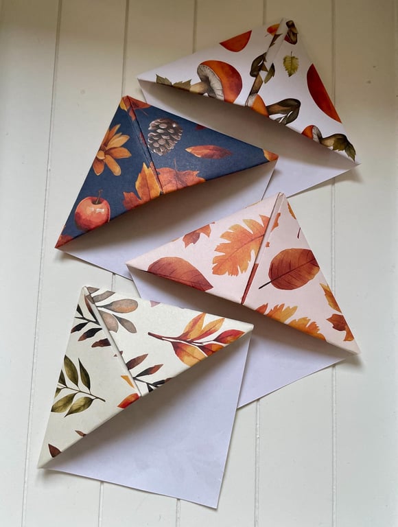 Origami page corner bookmark. Handfolded. Gifts for readers and teachers. Bookgr